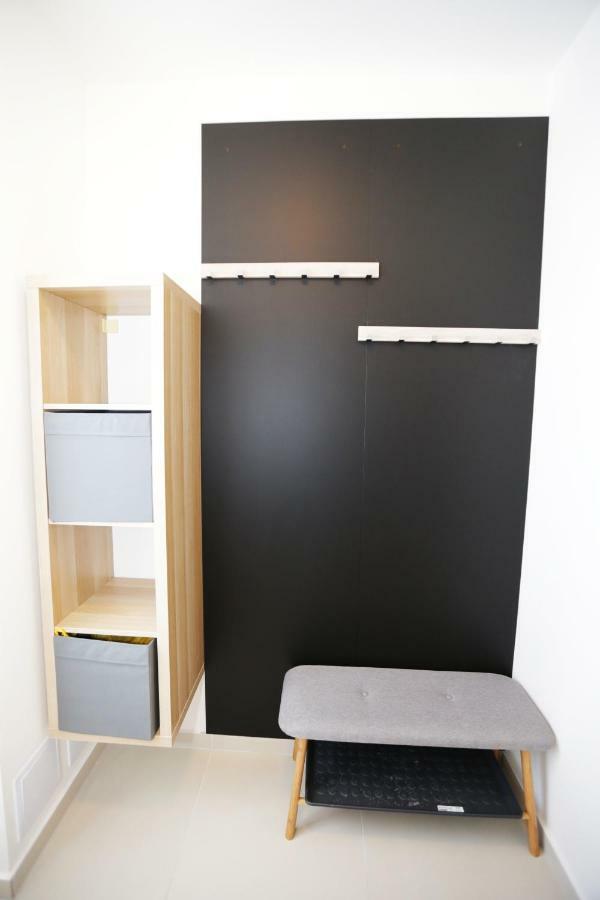 Samorin - Apartment In The Center - Private Parking - Klimatizacia Dış mekan fotoğraf